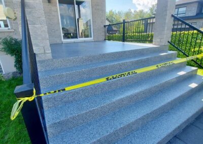 Revêtement de béton extérieur en époxy à Saint-Hyacinthe